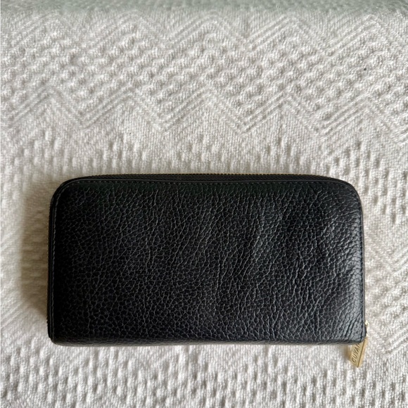 Cuyana Pebbled Leather Long Zip Continental Wallet Black/Red, VGUC, Has Monogram - Picture 3 of 13